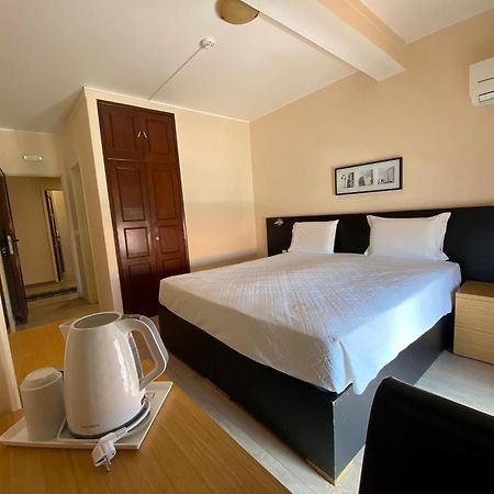 Hotel Riomar Lagos Bagian luar foto