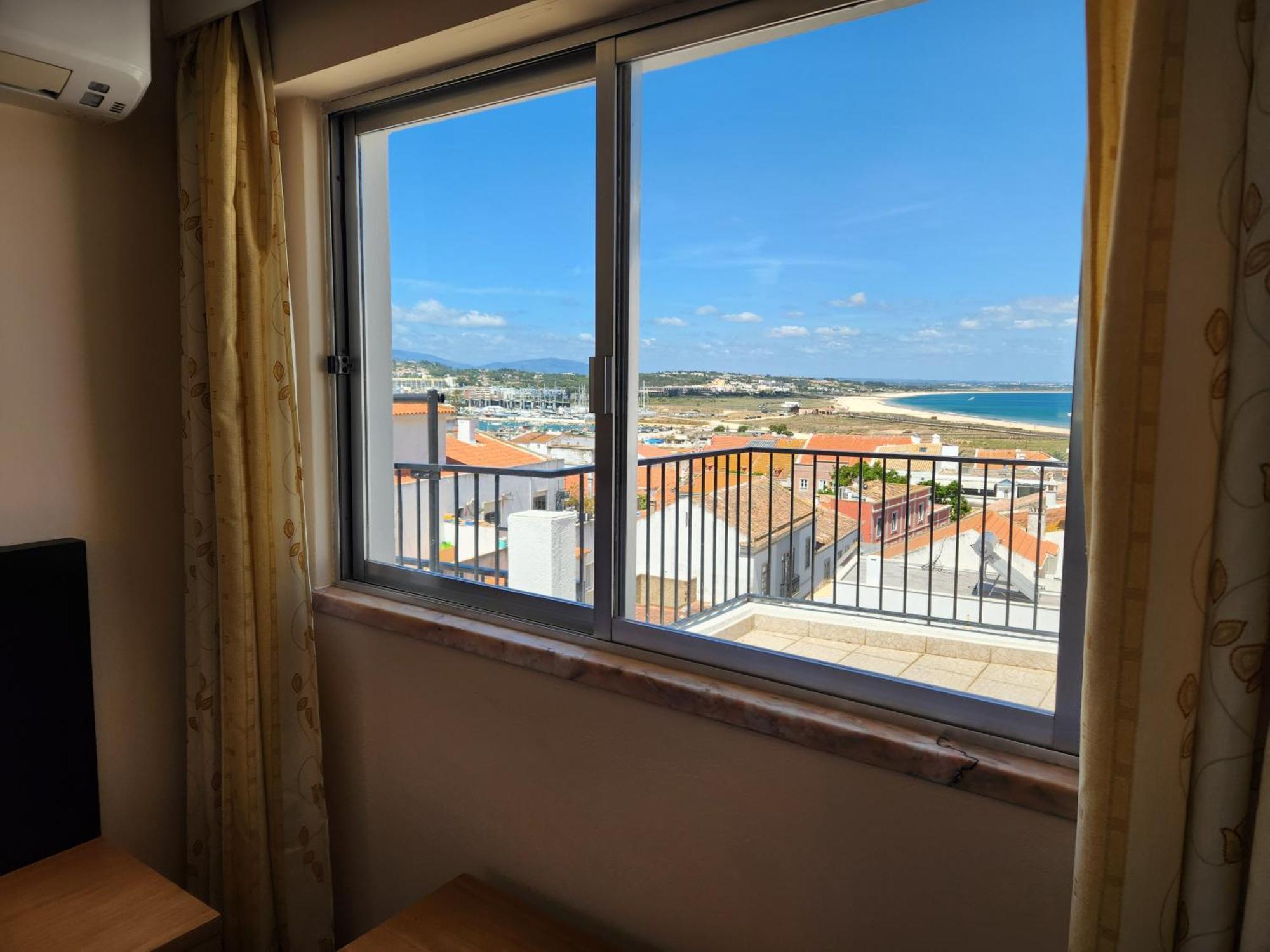 Hotel Riomar Lagos Bagian luar foto