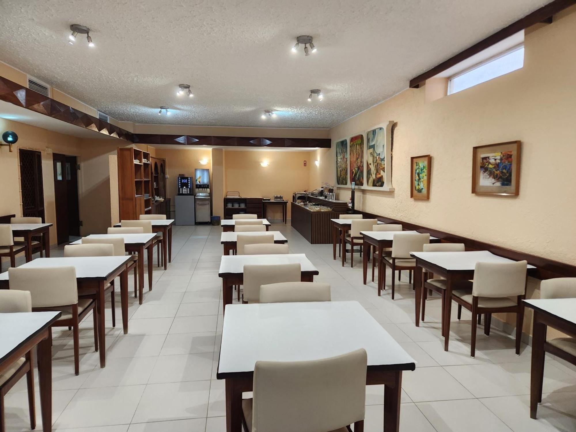 Hotel Riomar Lagos Bagian luar foto